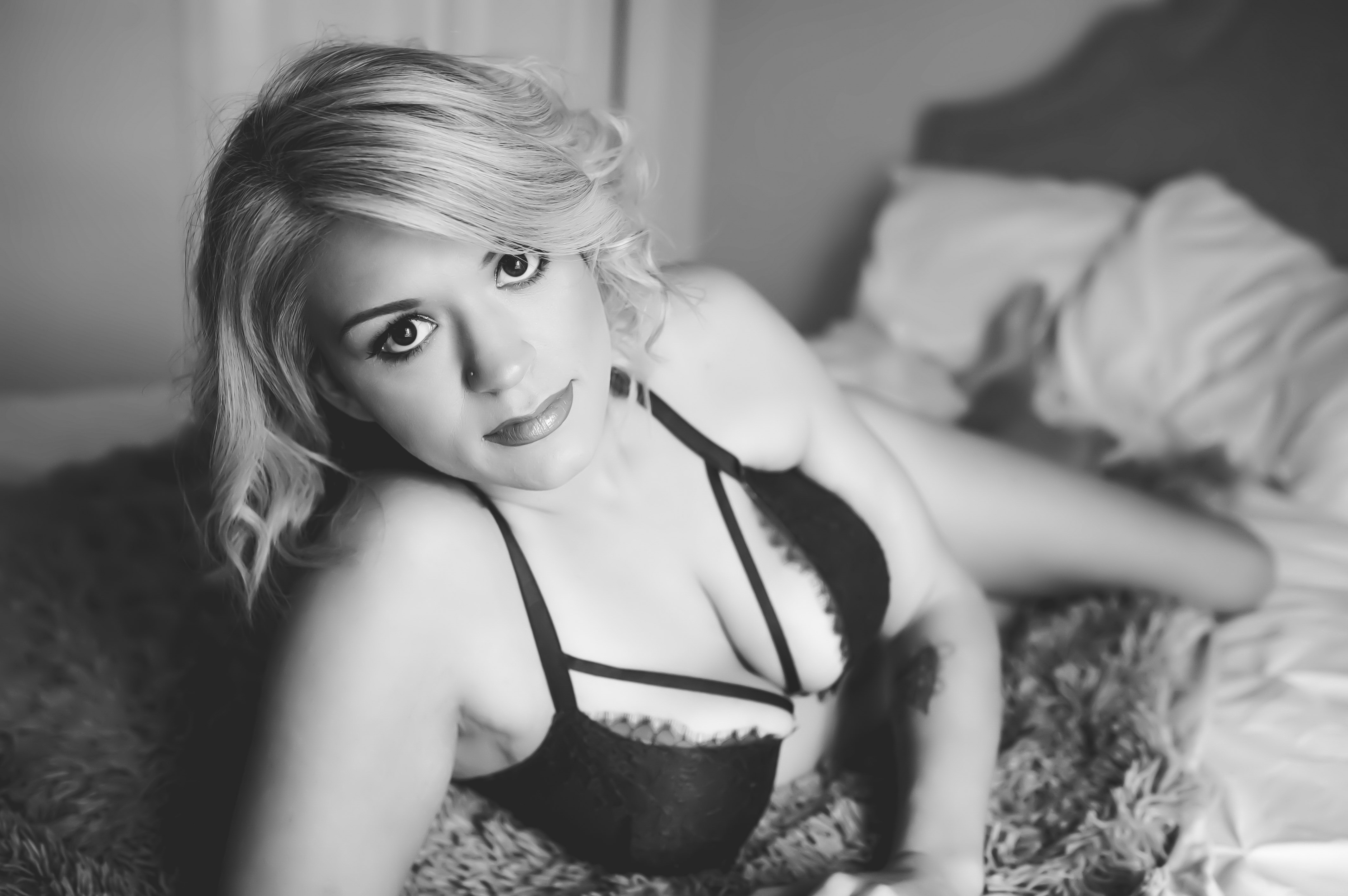 https://www.exquisitesessions.com/wp-content/uploads/2019/12/Jacksonville-North-Carolina-Boudoir-Photography-6.jpg